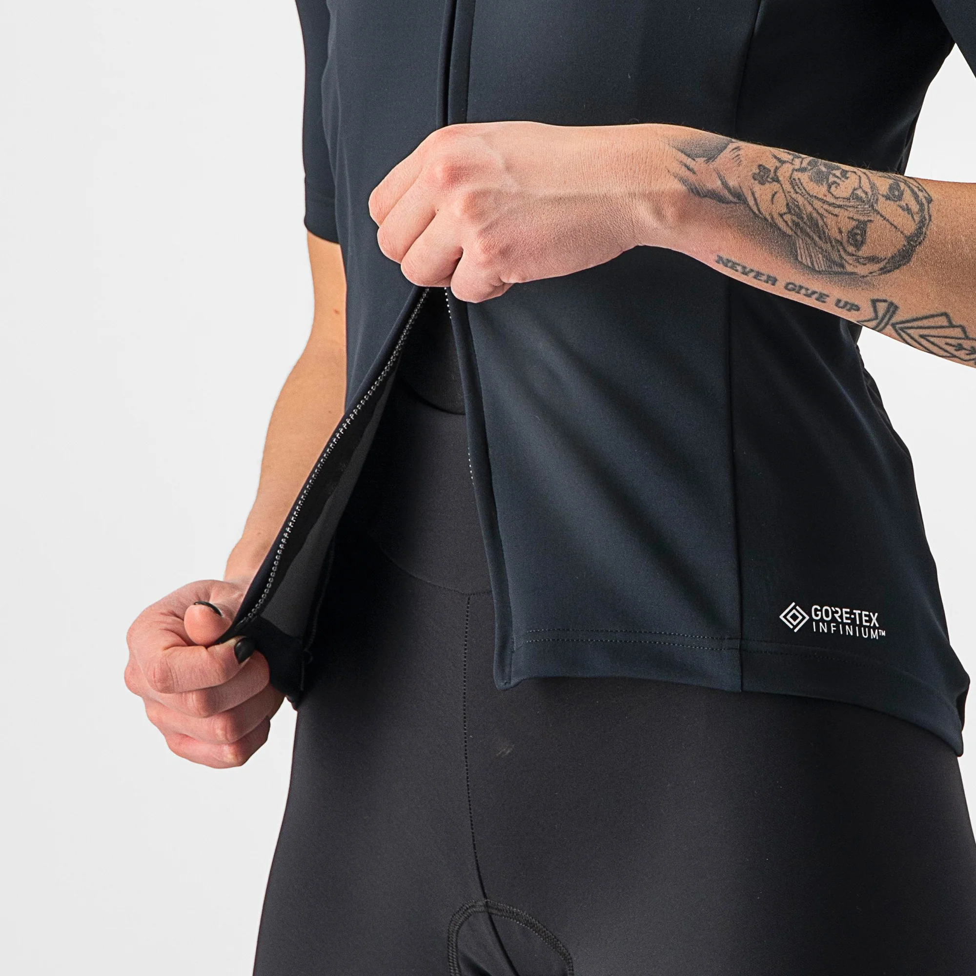 Castelli Perfetto RoS 2 Women's Wind Jersey - Image 4